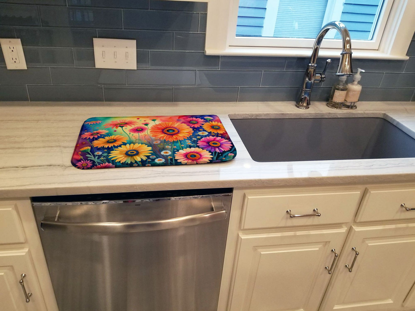 Gerbera Daisies in Color Dish Drying Mat Absorbent Dish Drying Mat Pad for Kitchen Counter Dish Drainer Mat for Countertop, 14 x 21", Multicolor