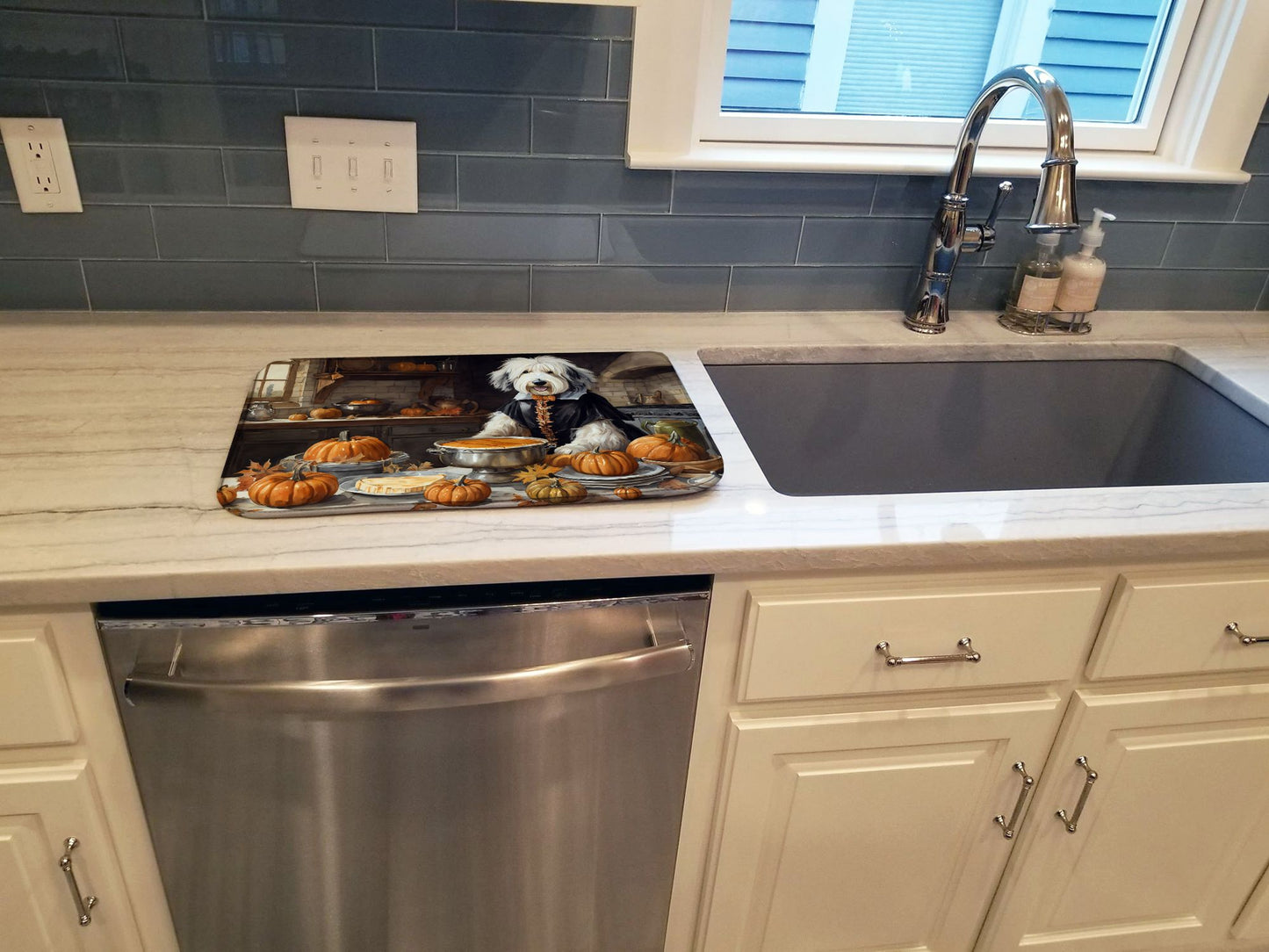 Old English Sheepdog Fall Kitchen Pumpkins Dish Drying Mat Absorbent Dish Drying Mat Pad for Kitchen Counter Dish Drainer Mat for Countertop, 14 x 21", Multicolor