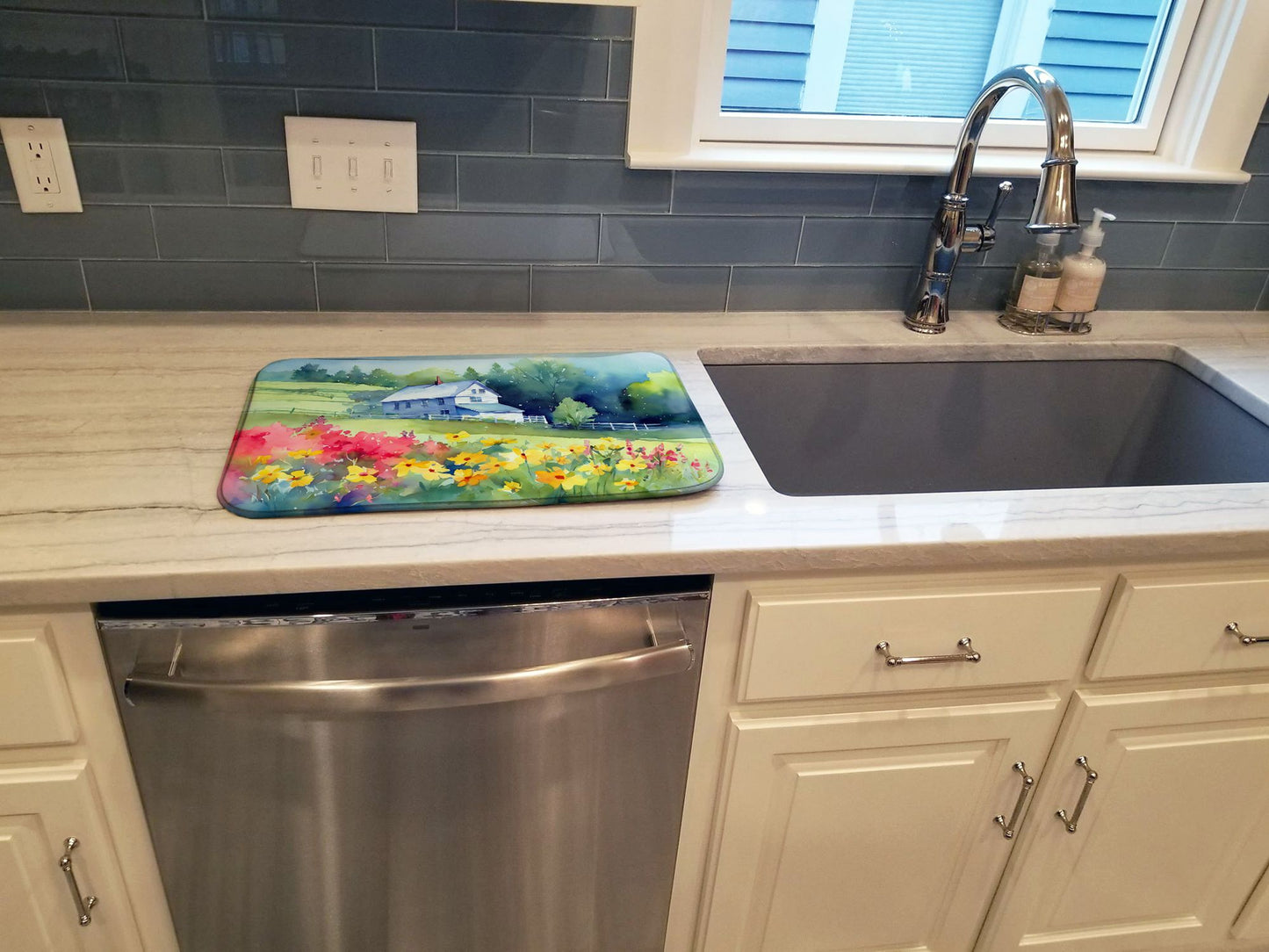 Massachusetts Mayflowers in Watercolor Dish Drying Mat Absorbent Dish Drying Mat Pad for Kitchen Counter Dish Drainer Mat for Countertop, 14 x 21", Multicolor